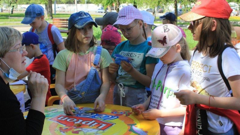 Летний читальный зал «Библиополянка»