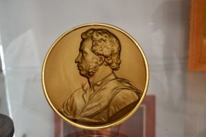 Беседа «Пушкин в медальерном искусстве»